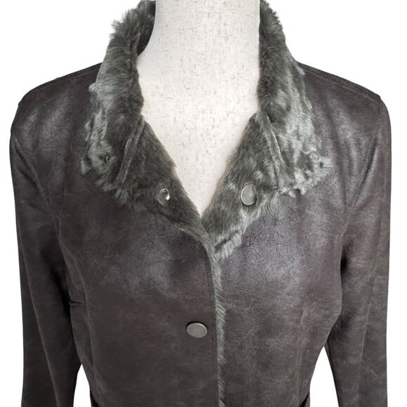NWT Dylan Faux Leather Faux Fur Reversible Coat | Brown Gray | Women’s Small - Picture 5 of 15